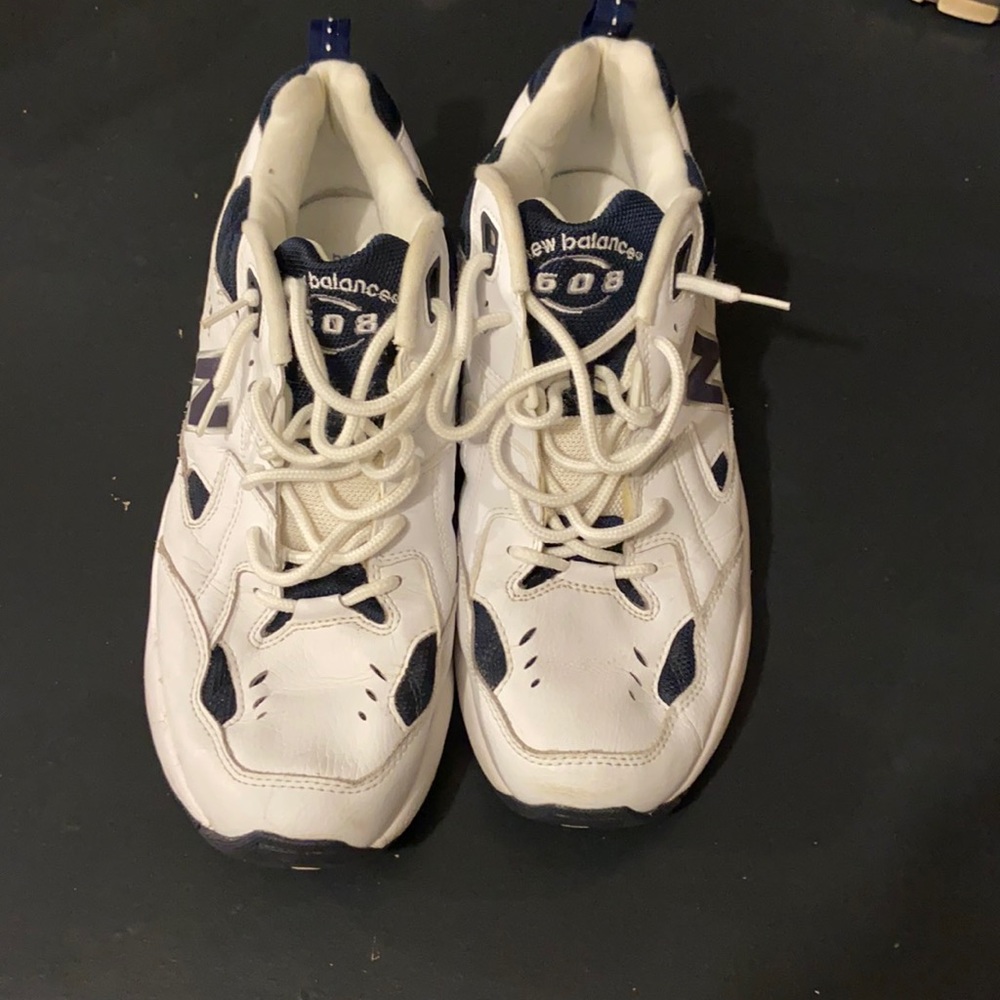 New Balance size 15
